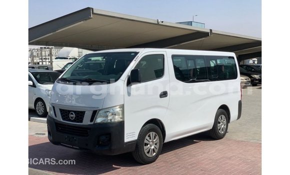 Ra Imported Nissan Urvan funfun Ọkọ̀ in Import - Dubai ni Ashanti Ra Imported Nissan Urvan funfun Ọkọ̀ in Import - Dubai ni Ashanti
