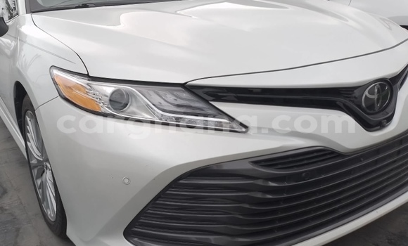 Buy Used Toyota Camry White Car in Accra in Greater Accra
