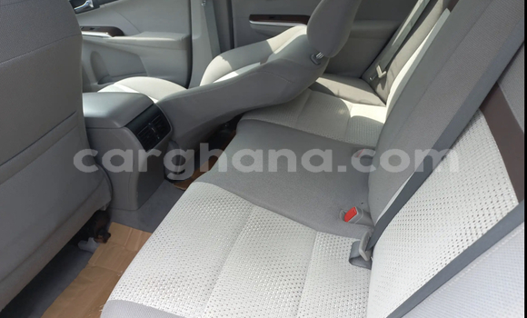 Sayi Na hannu Toyota Camry Azurfa Mota in Accra a Greater Accra Sayi Na hannu Toyota Camry Azurfa Mota in Accra a Greater Accra