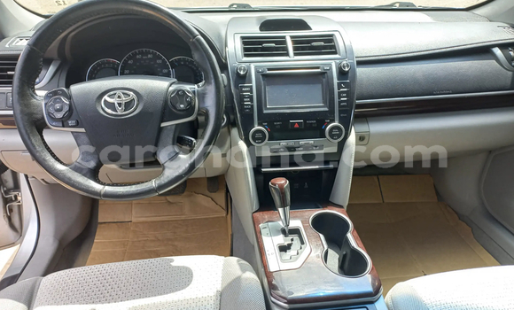 Sayi Na hannu Toyota Camry Azurfa Mota in Accra a Greater Accra Sayi Na hannu Toyota Camry Azurfa Mota in Accra a Greater Accra