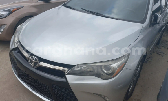 Sayi Na hannu Toyota Camry Azurfa Mota in Accra a Greater Accra Sayi Na hannu Toyota Camry Azurfa Mota in Accra a Greater Accra