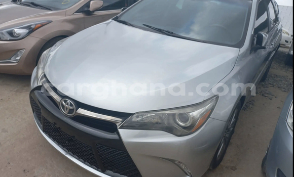 Sayi Na hannu Toyota Camry Azurfa Mota in Accra a Greater Accra Sayi Na hannu Toyota Camry Azurfa Mota in Accra a Greater Accra