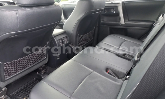 Ra Àlòkù Toyota 4Runner Silver Ọkọ̀ in Accra ni Greater Accra Ra Àlòkù Toyota 4Runner Silver Ọkọ̀ in Accra ni Greater Accra