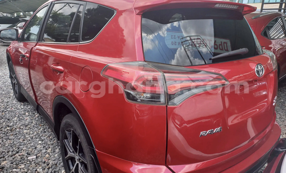 Ra Àlòkù Toyota RAV4 Red Ọkọ̀ in Accra ni Greater Accra Ra Àlòkù Toyota RAV4 Red Ọkọ̀ in Accra ni Greater Accra