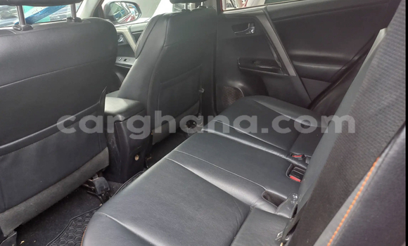 Ra Àlòkù Toyota RAV4 Red Ọkọ̀ in Accra ni Greater Accra Ra Àlòkù Toyota RAV4 Red Ọkọ̀ in Accra ni Greater Accra