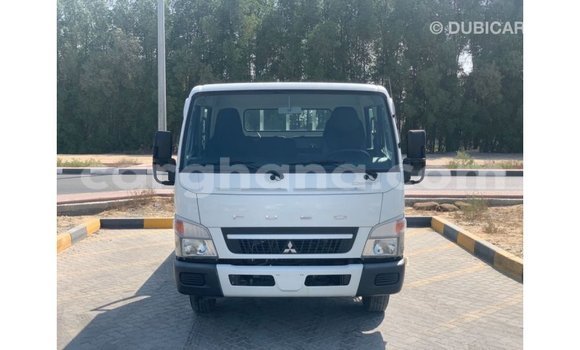 Ra Imported Mitsubishi i funfun Ọkọ̀ in Import - Dubai ni Ashanti Ra Imported Mitsubishi i funfun Ọkọ̀ in Import - Dubai ni Ashanti