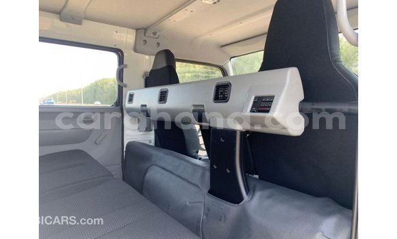 Ra Imported Mitsubishi i funfun Ọkọ̀ in Import - Dubai ni Ashanti Ra Imported Mitsubishi i funfun Ọkọ̀ in Import - Dubai ni Ashanti