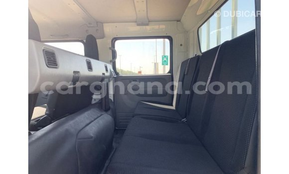 Ra Imported Mitsubishi i funfun Ọkọ̀ in Import - Dubai ni Ashanti Ra Imported Mitsubishi i funfun Ọkọ̀ in Import - Dubai ni Ashanti