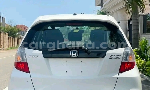 Buy Used Honda Fit Shuttle White Car in Sekondi–Takoradi Metropolitan in Western Buy Used Honda Fit Shuttle White Car in Sekondi–Takoradi Metropolitan in Western