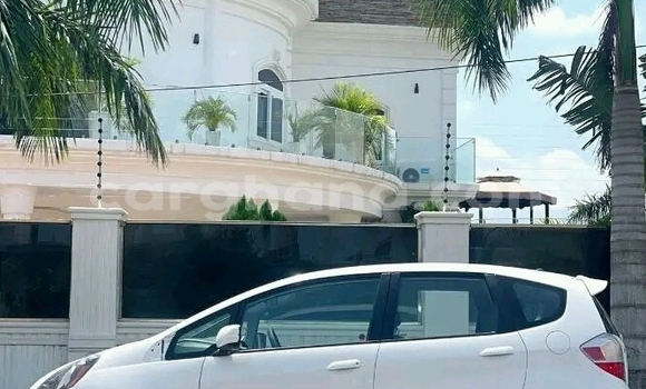 Buy Used Honda Fit Shuttle White Car in Sekondi–Takoradi Metropolitan in Western Buy Used Honda Fit Shuttle White Car in Sekondi–Takoradi Metropolitan in Western