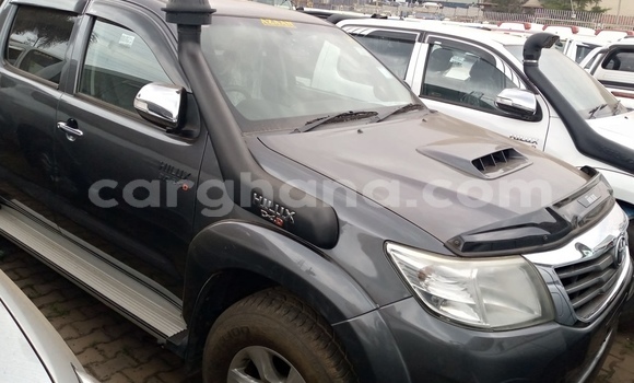Sayi Na hannu Toyota Hilux Black Mota in Accra a Greater Accra Sayi Na hannu Toyota Hilux Black Mota in Accra a Greater Accra