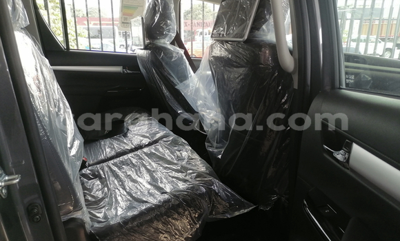 Sayi Na hannu Toyota Hilux Black Mota in Accra a Greater Accra Sayi Na hannu Toyota Hilux Black Mota in Accra a Greater Accra