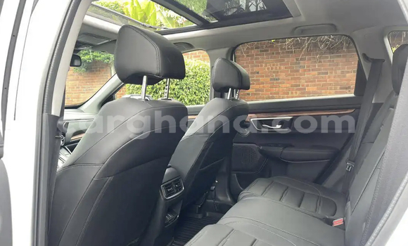 Sayi Na hannu Honda CR–V White Mota in Accra a Greater Accra Sayi Na hannu Honda CR–V White Mota in Accra a Greater Accra