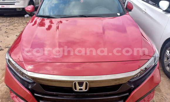 Sayi Na hannu Honda Accord Red Mota in Accra a Greater Accra
