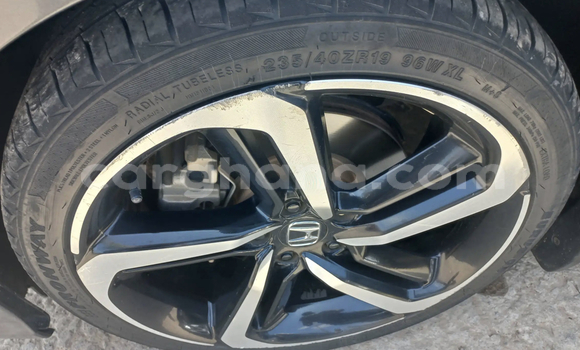 Sayi Na hannu Honda Accord Azurfa Mota in Accra a Greater Accra Sayi Na hannu Honda Accord Azurfa Mota in Accra a Greater Accra