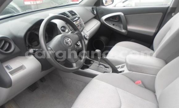 Sayi Na hannu Toyota RAV4 Azurfa Mota in Tema a Greater Accra Sayi Na hannu Toyota RAV4 Azurfa Mota in Tema a Greater Accra