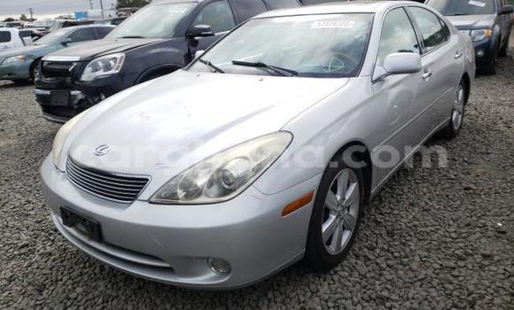 Buy Used Lexus ES Silver Car in Tema in Greater Accra Buy Used Lexus ES Silver Car in Tema in Greater Accra