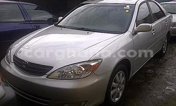 Ra Àlòkù Toyota Camry Silver Ọkọ̀ in Accra ni Greater Accra