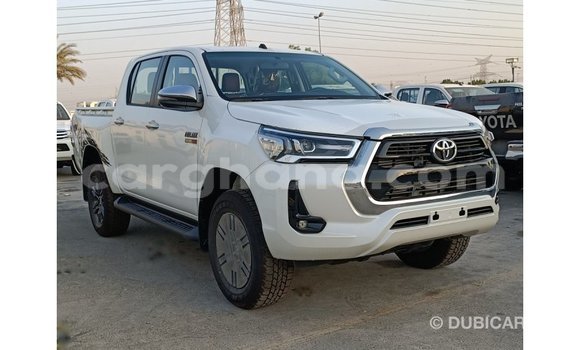 Ra Imported Toyota Hilux funfun Ọkọ̀ in Import - Dubai ni Ashanti Ra Imported Toyota Hilux funfun Ọkọ̀ in Import - Dubai ni Ashanti