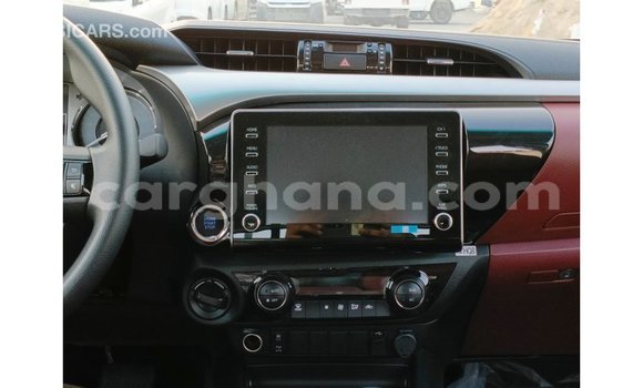 Ra Imported Toyota Hilux funfun Ọkọ̀ in Import - Dubai ni Ashanti Ra Imported Toyota Hilux funfun Ọkọ̀ in Import - Dubai ni Ashanti