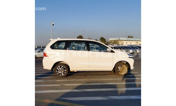 Ra Imported Toyota Avanza funfun Ọkọ̀ in Import - Dubai ni Ashanti Ra Imported Toyota Avanza funfun Ọkọ̀ in Import - Dubai ni Ashanti