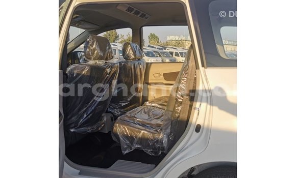 Ra Imported Toyota Avanza funfun Ọkọ̀ in Import - Dubai ni Ashanti Ra Imported Toyota Avanza funfun Ọkọ̀ in Import - Dubai ni Ashanti