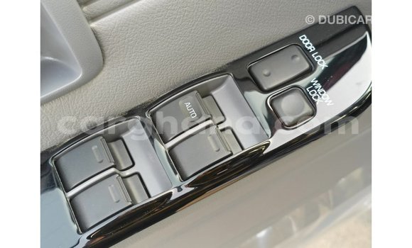 Ra Imported Toyota Hilux funfun Ọkọ̀ in Import - Dubai ni Ashanti Ra Imported Toyota Hilux funfun Ọkọ̀ in Import - Dubai ni Ashanti