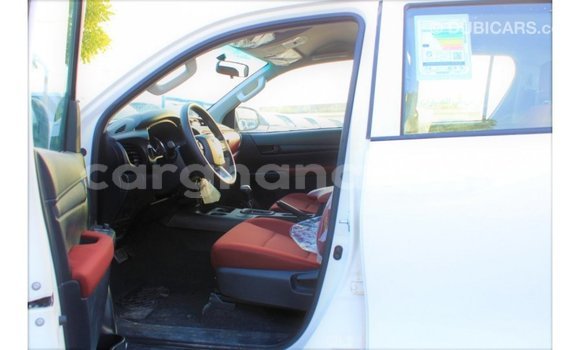 Buy Import Toyota Hilux White Car in Import - Dubai in Ashanti Buy Import Toyota Hilux White Car in Import - Dubai in Ashanti