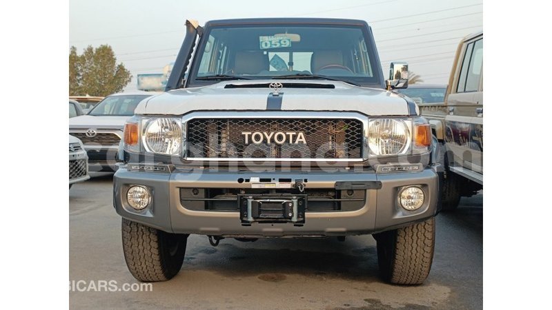 Big with watermark toyota land cruiser ashanti import dubai 50966