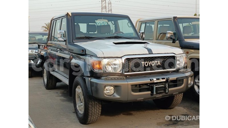 Big with watermark toyota land cruiser ashanti import dubai 50966