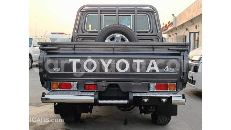 Big with watermark toyota land cruiser ashanti import dubai 50966