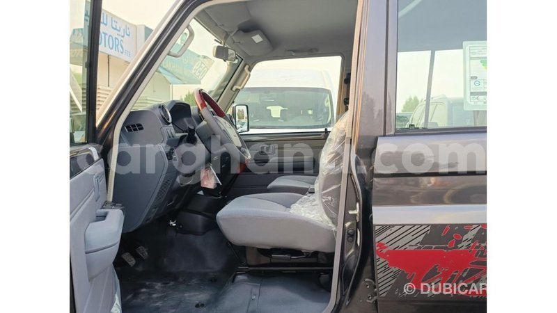 Big with watermark toyota land cruiser ashanti import dubai 50966