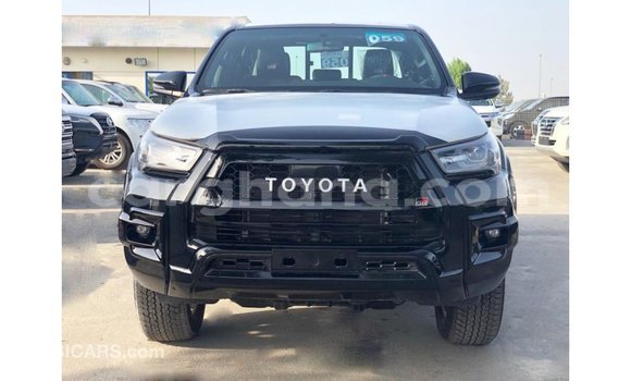 Buy Import Toyota Hilux Black Car in Import - Dubai in Ashanti Buy Import Toyota Hilux Black Car in Import - Dubai in Ashanti