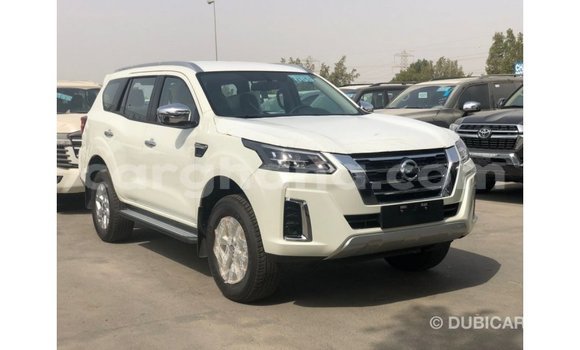Buy Import Nissan Xterra White Car in Import - Dubai in Ashanti Buy Import Nissan Xterra White Car in Import - Dubai in Ashanti