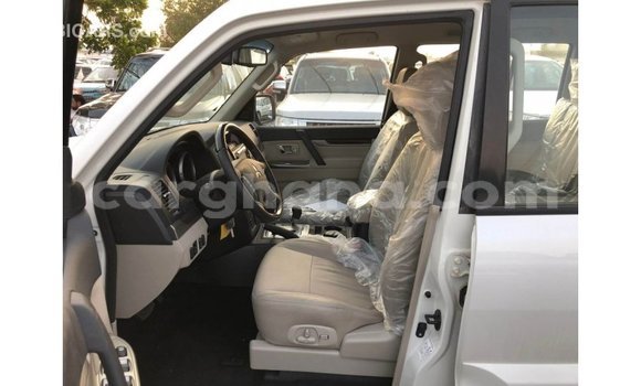 Ra Imported Mitsubishi Pajero funfun Ọkọ̀ in Import - Dubai ni Ashanti Ra Imported Mitsubishi Pajero funfun Ọkọ̀ in Import - Dubai ni Ashanti