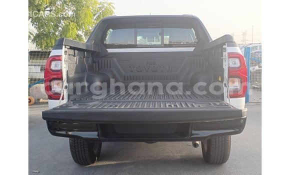 Buy Import Toyota Hilux White Car in Import - Dubai in Ashanti Buy Import Toyota Hilux White Car in Import - Dubai in Ashanti
