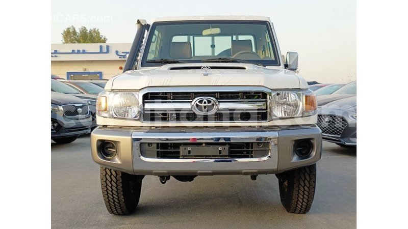 Big with watermark toyota land cruiser ashanti import dubai 50975