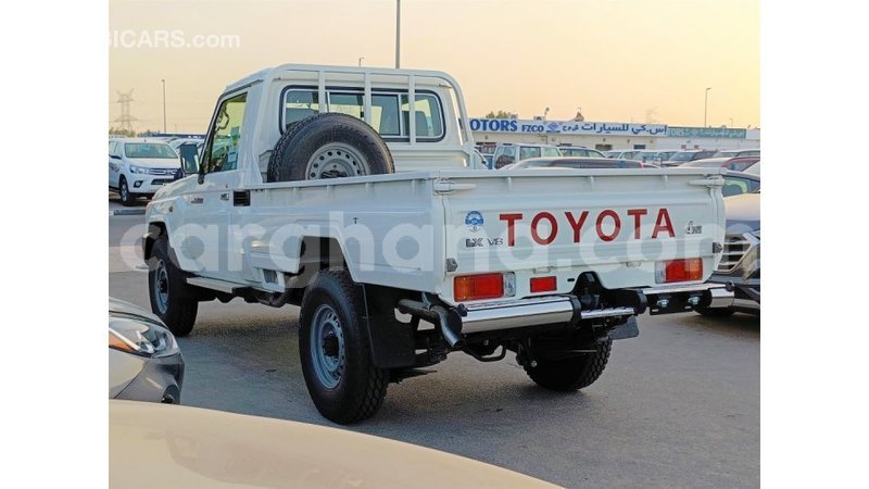 Big with watermark toyota land cruiser ashanti import dubai 50975