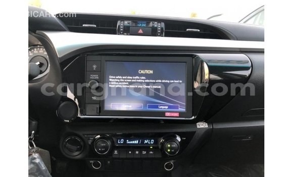 Buy Import Toyota Hilux White Car in Import - Dubai in Ashanti Buy Import Toyota Hilux White Car in Import - Dubai in Ashanti