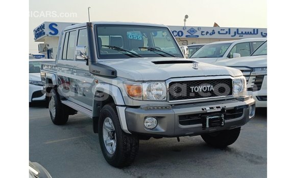 Ra Imported Toyota Land Cruiser Miiran Ọkọ̀ in Import - Dubai ni Ashanti Ra Imported Toyota Land Cruiser Miiran Ọkọ̀ in Import - Dubai ni Ashanti