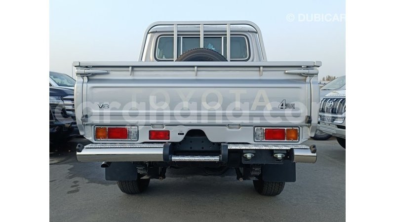 Big with watermark toyota land cruiser ashanti import dubai 50979