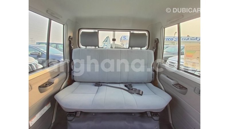 Big with watermark toyota land cruiser ashanti import dubai 50979