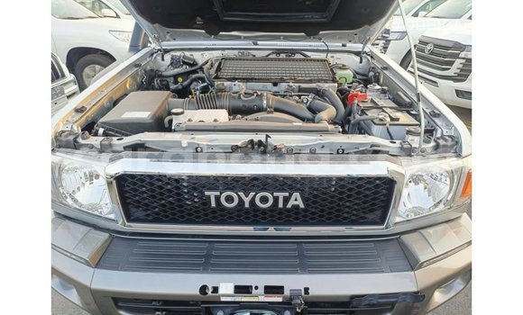 Ra Imported Toyota Land Cruiser Miiran Ọkọ̀ in Import - Dubai ni Ashanti Ra Imported Toyota Land Cruiser Miiran Ọkọ̀ in Import - Dubai ni Ashanti