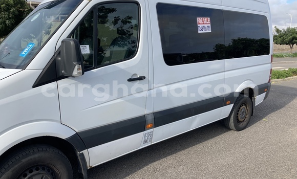 Sayi Imported Mercedes‒Benz Sprinter White Babbar mota in Weija a Greater Accra Sayi Imported Mercedes‒Benz Sprinter White Babbar mota in Weija a Greater Accra