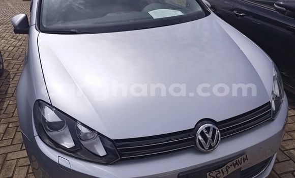 Sayi Na hannu Volkswagen Golf Azurfa Mota in Accra a Greater Accra