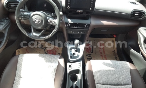 Sayi Na hannu Toyota Yaris White Mota in Accra a Greater Accra Sayi Na hannu Toyota Yaris White Mota in Accra a Greater Accra