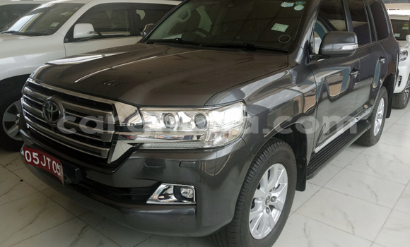 Ra Àlòkù Toyota Land Cruiser Black Ọkọ̀ in Accra ni Greater Accra Ra Àlòkù Toyota Land Cruiser Black Ọkọ̀ in Accra ni Greater Accra