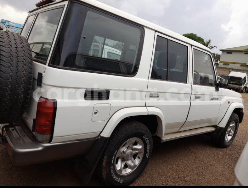 Big with watermark toyota land cruiser greater accra accra 50995