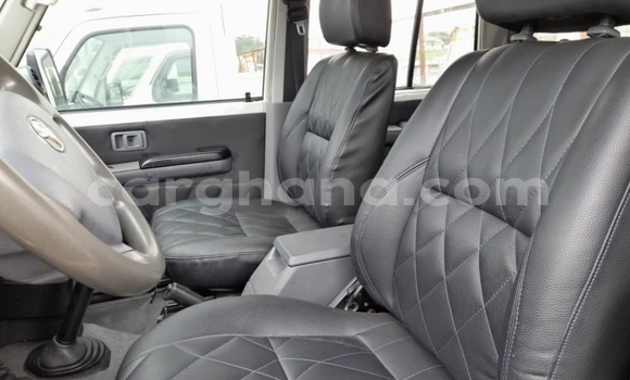 Sayi Na hannu Toyota Land Cruiser White Mota in Accra a Greater Accra Sayi Na hannu Toyota Land Cruiser White Mota in Accra a Greater Accra