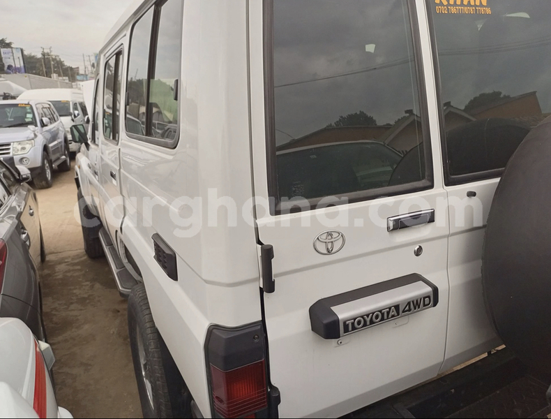 Big with watermark toyota land cruiser greater accra accra 50996